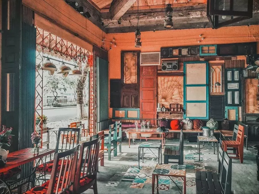 12 Mẫu nhà ở kết hợp quán cafe sân vườn tiện nghi nhất